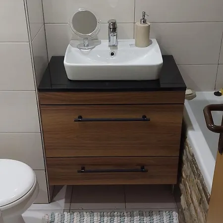 Lovely 1-bedroom דירה *