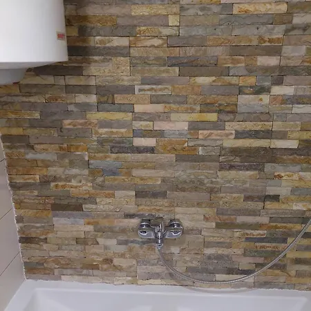 Апартаменты Lovely 1-bedroom *