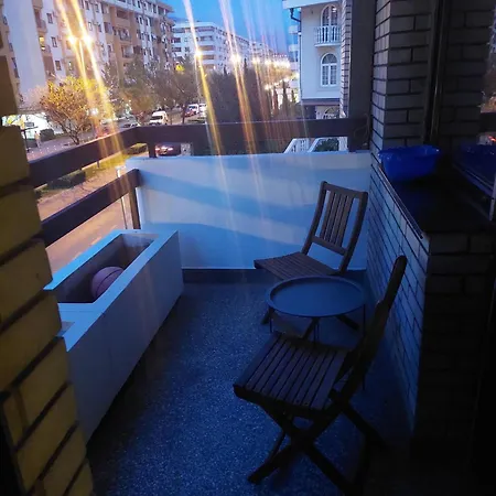 Lovely 1-bedroom Апартаменты Подгорица