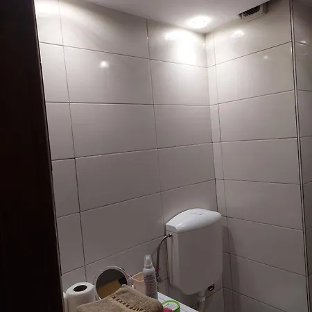 Lovely 1-bedroom Апартаменты