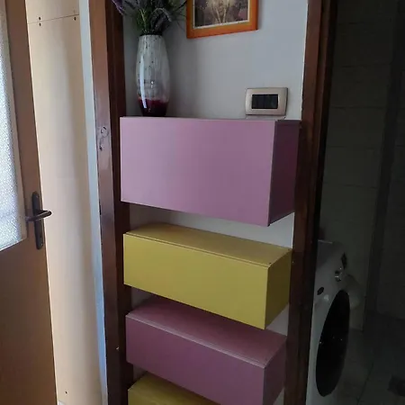 Апартаменты Lovely 1-bedroom Подгорица