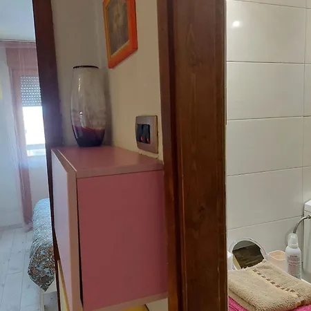 Lovely 1-bedroom * Подгорица