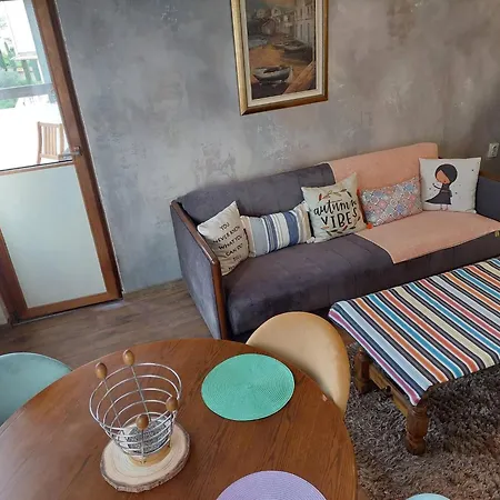 Lovely 1-bedroom * Подгорица