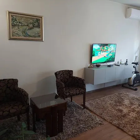 Lovely 1-bedroom *